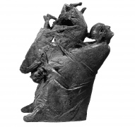 Tamaros Janovos sukurta skulptūra "Nepakeliama našta"